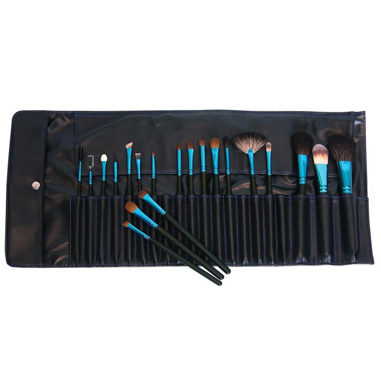 Makeup Brushes in Brush Wrap