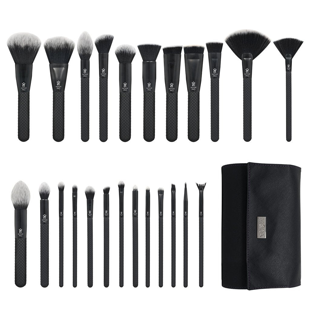 Makeup Brushes with Wrap