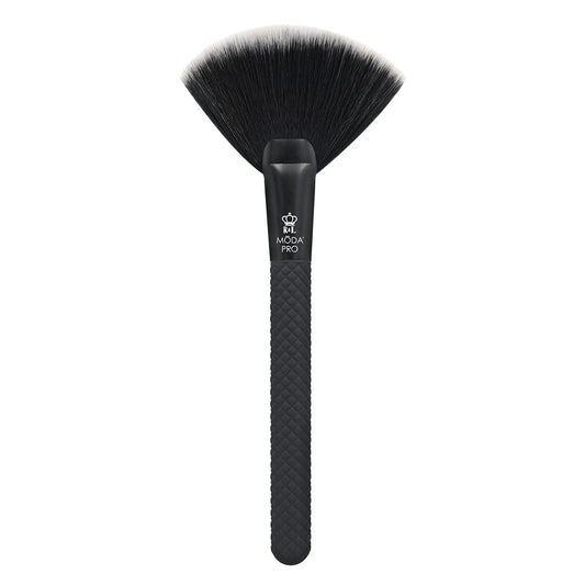 BMX-195 - MODA® Pro Finish Makeup Brush