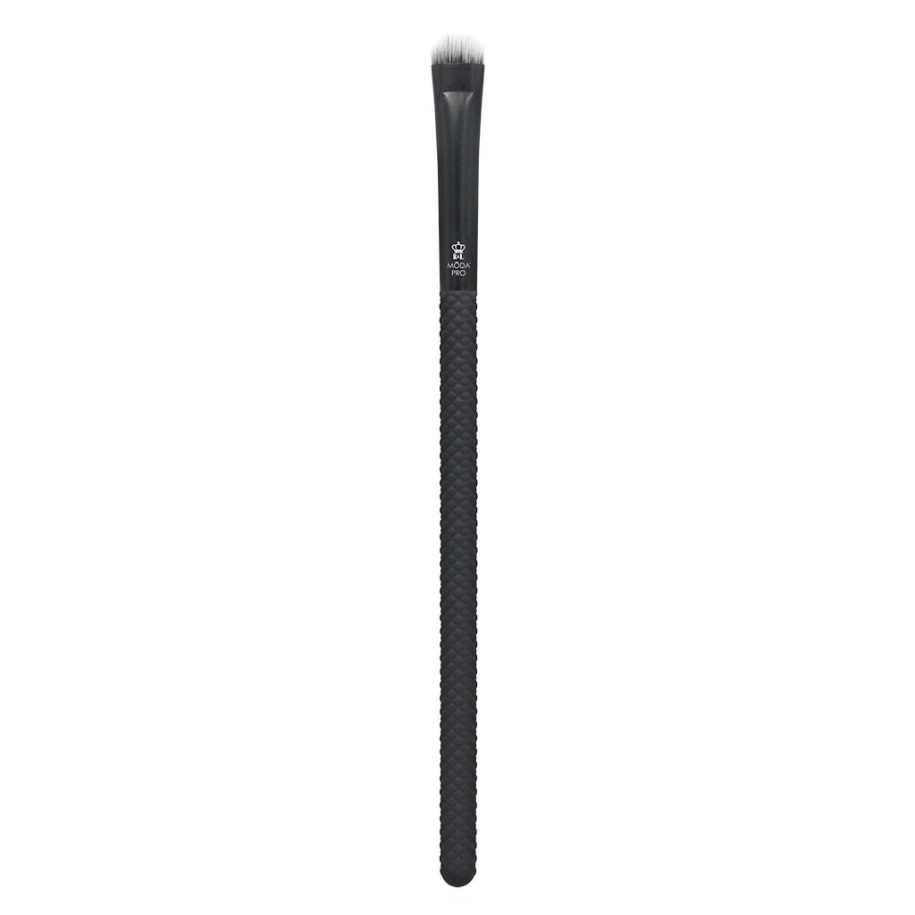 BMX-402 - MODA® Pro Smudge Makeup Brush